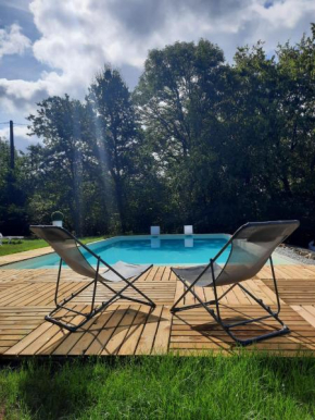 Gîte en Corrèze 12 pers, Piscine chauffée et Salle de jeux